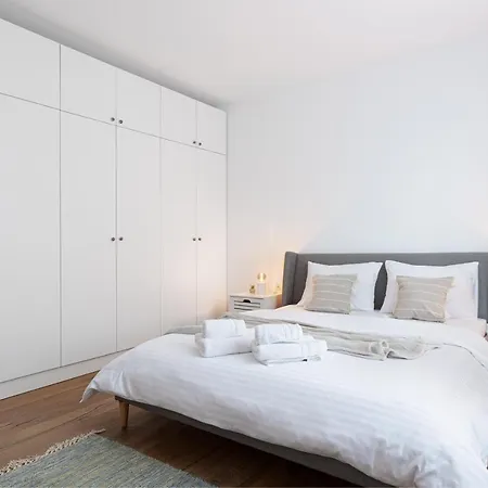 Apartment Citadel 58 - Unique In The Old Town, Next To The Citadel And Park