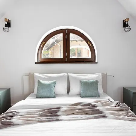 Citadel 58 - Unique In The Old Town, Next To The Citadel And Park