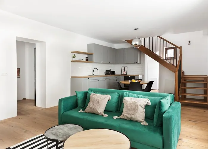 Citadel 58 - Unique In The Old Town, Next To The Citadel And Park Brassó